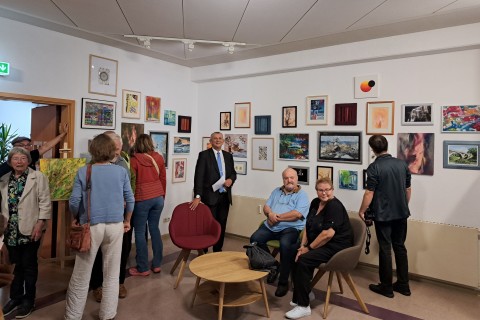 Bilderausstellung des Kunstladens Selbitz und Ausstellung „Kunst und Tracht“ eröffnet